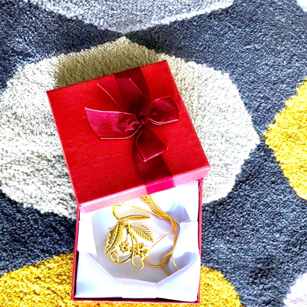 18k Gold Plated Filigree Necklace With Gift Box🎁